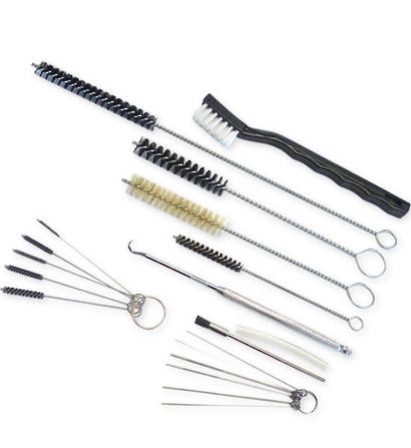 WYATT SPRAY GUN CLEANING KIT  18 PCE
