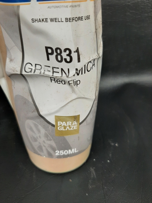 P831 GREEN MICA PEARL RED FLIP 250ML