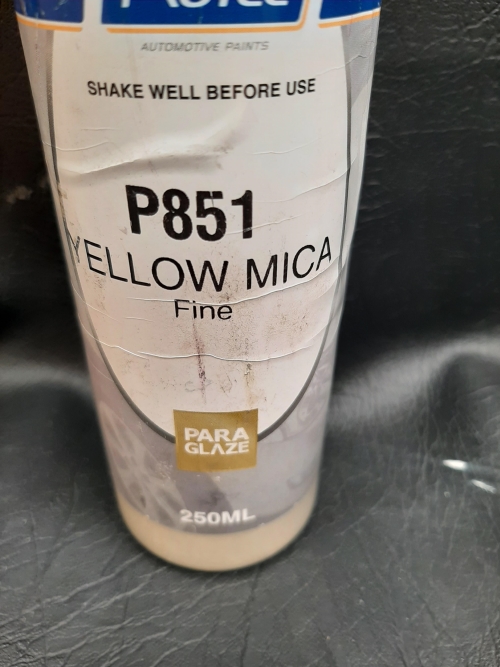 P851 YELLOW MICA PEARL FINE 250ML
